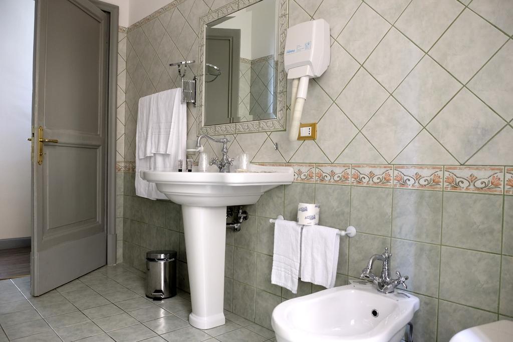 Sleep In Rome Ludovisi Bed & Breakfast Exterior photo